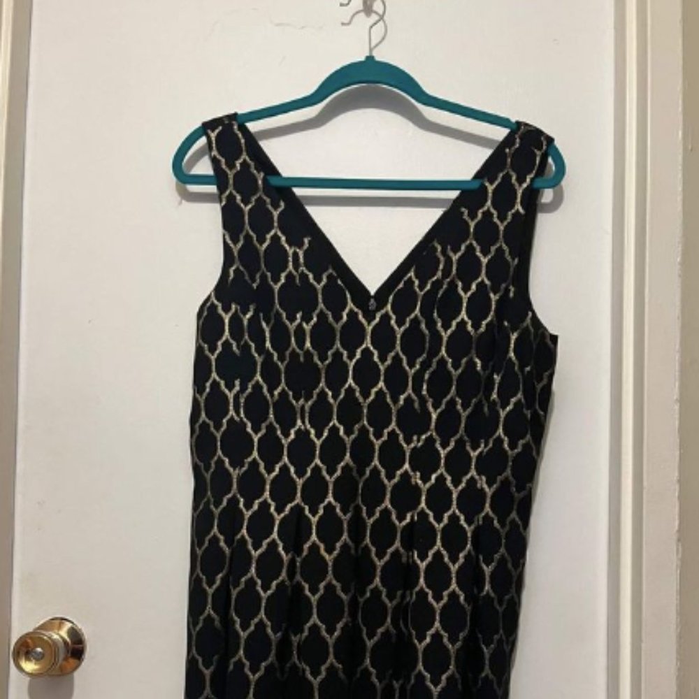 Vince Camuto Black and Gold pattern cocktail dress